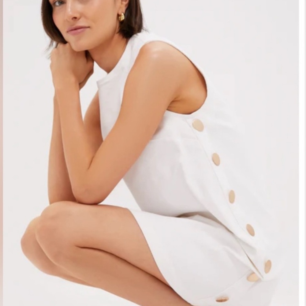 Tuckernuck Hyacinth Hoise Bitst White Mini Dress with gold Buttons size xxs